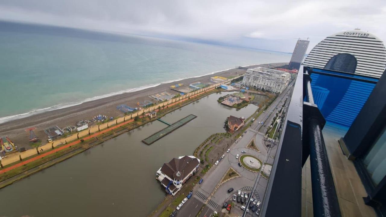 Downtown Centre In Batumi Aparthotel Orbi City In Batumi Eksteriør bilde