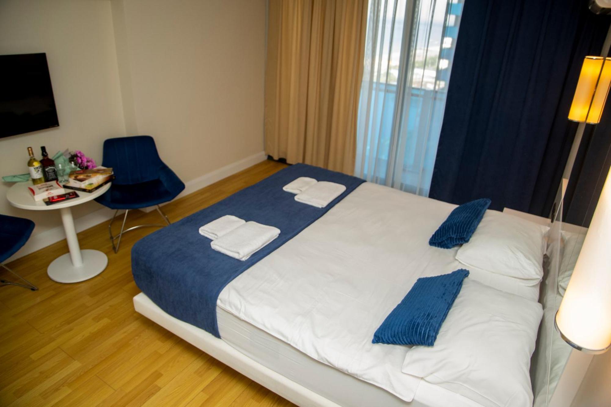 Downtown Centre In Batumi Aparthotel Orbi City In Batumi Eksteriør bilde